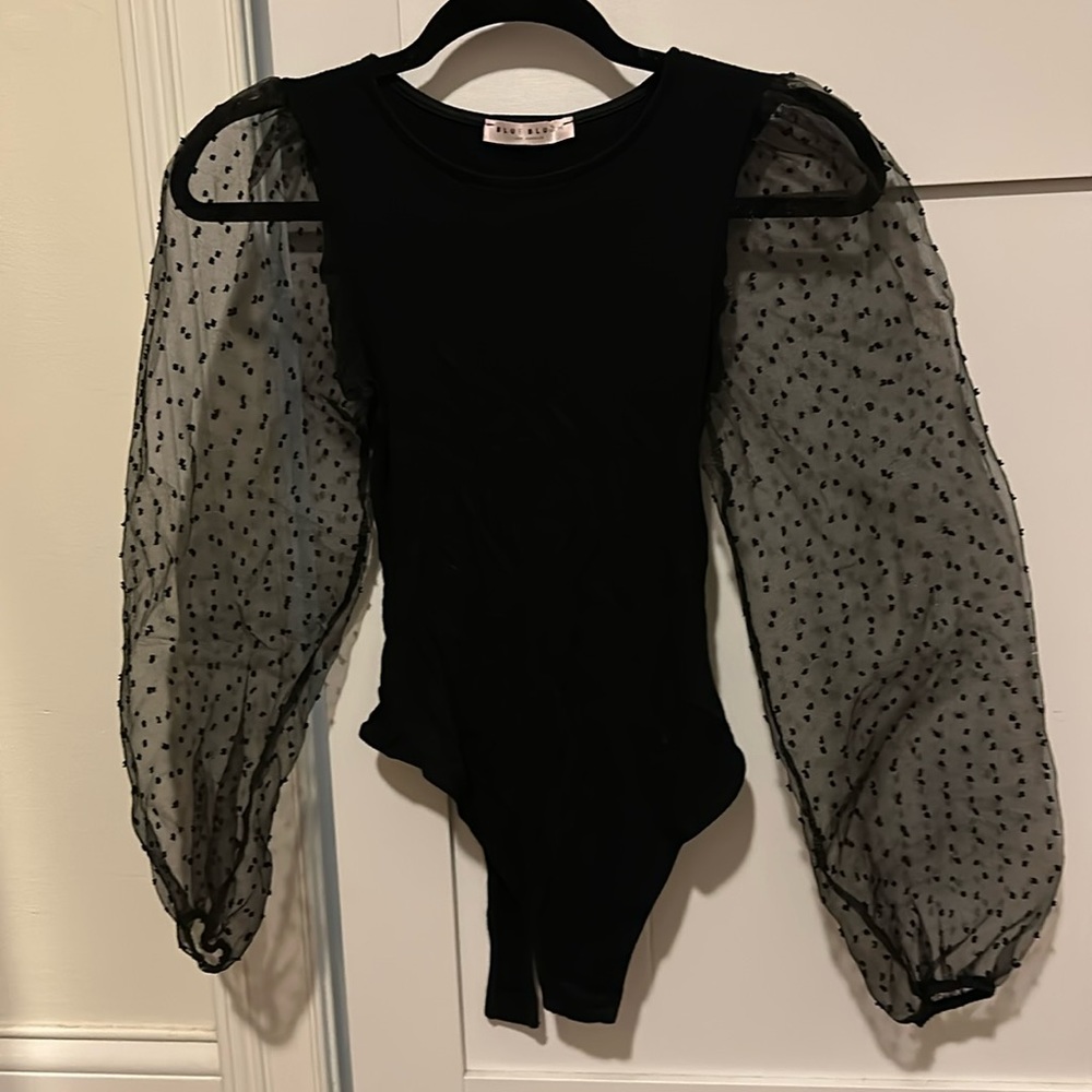 Vici Ribbed, Sheer Sleeve body suit